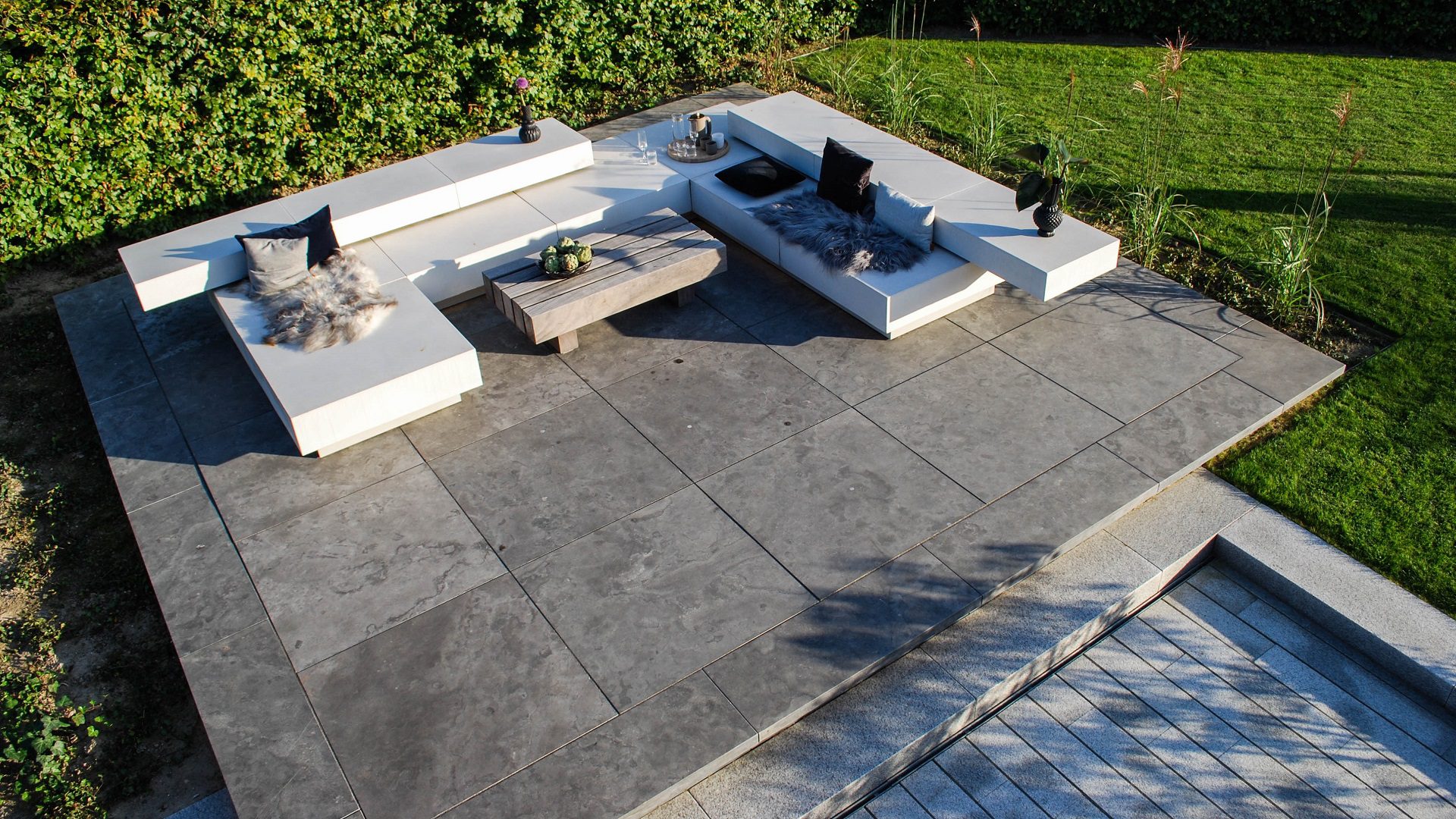 Kongsberg limestone lounge