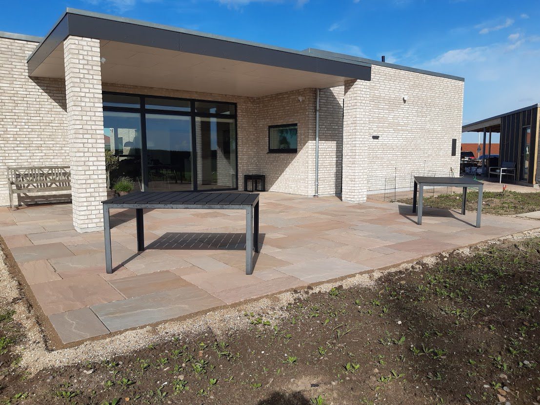 Mahogni sandsten chelsea terrasse