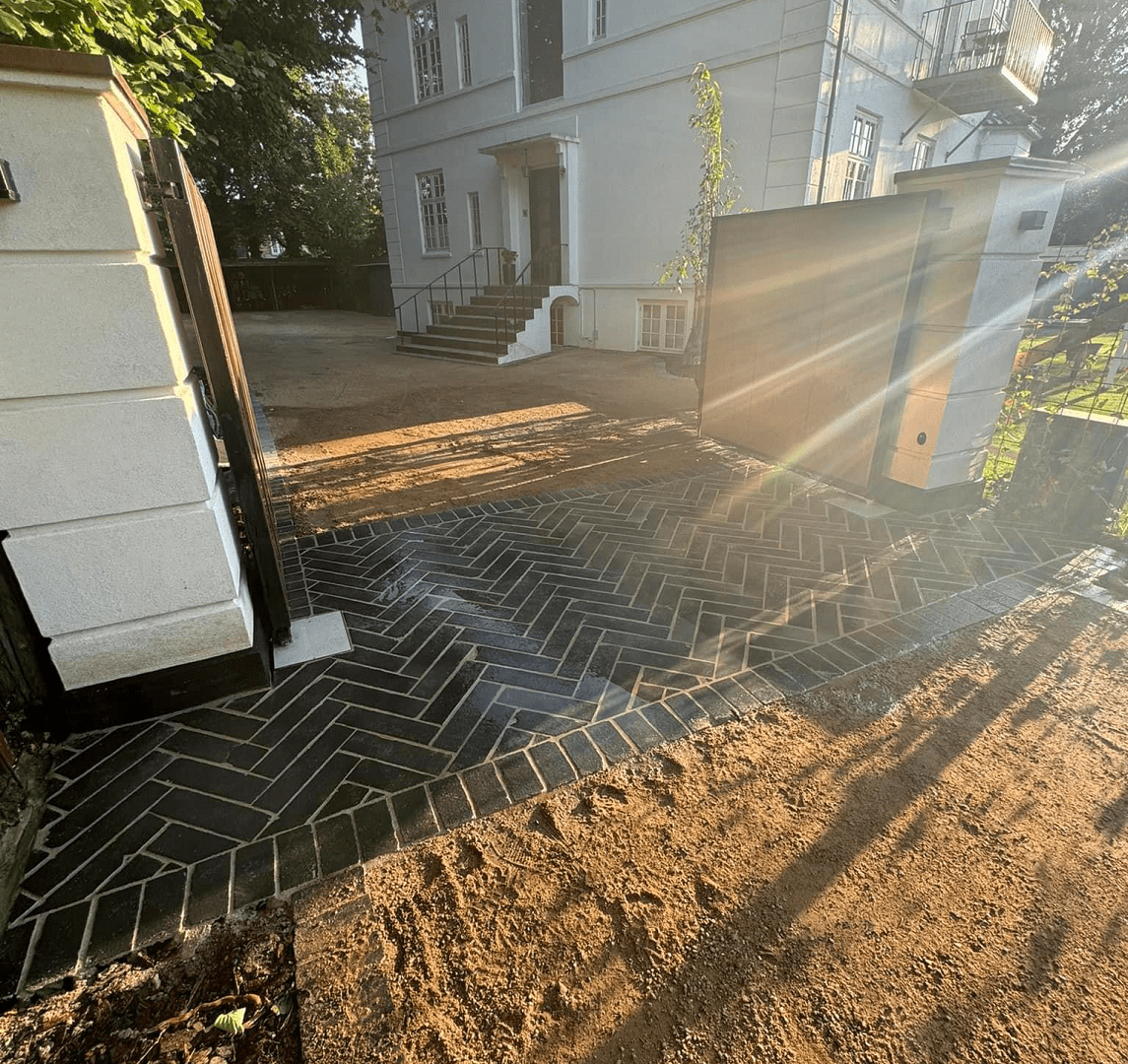 Black Limestone Klinker